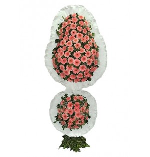 Çift Katlı Çelenk Pembe Gerberalar